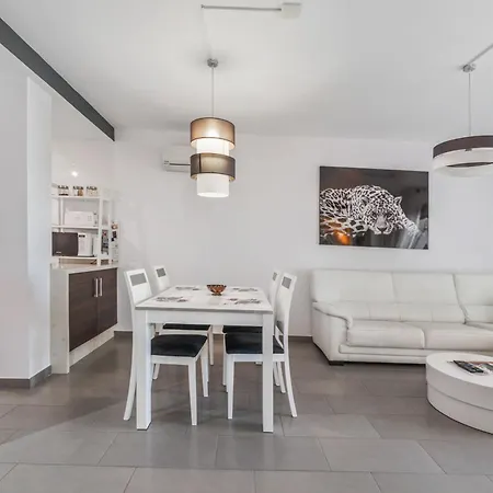 Oasis 1 By Interhome Apartment Dehesa de Campoamor (Orihuela Costa)